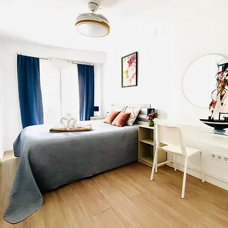 Iris 5 Minutos De La Playa, Centro De Ciudad *